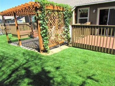 1931 SW 36th St, Redmond, OR 97756 - photo 4