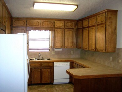 405 Sunshine Ave, Alamogordo, NM 88310 - photo 6