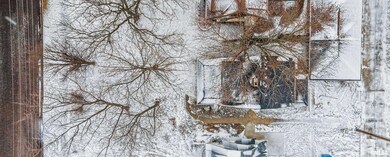 1019 Tremont St, Lincoln, IL 62656 - photo 4