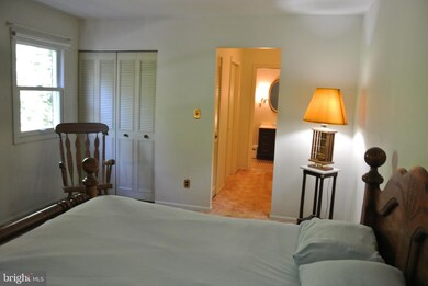 6903 Circle Rd, Middle River, MD 21220 - photo 5