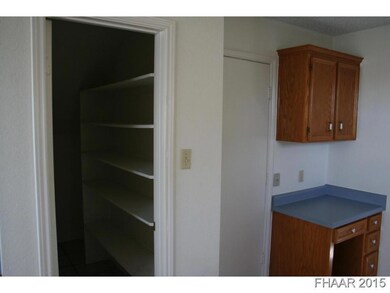 408 Table Rock Ln, Copperas Cove, TX 76522 - photo 6