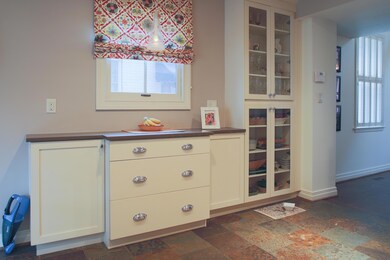 835 Mohawk St, Columbus, OH 43206 - photo 3