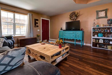 960 S Colony Ave, Bolivar, MO 65613 - photo 5