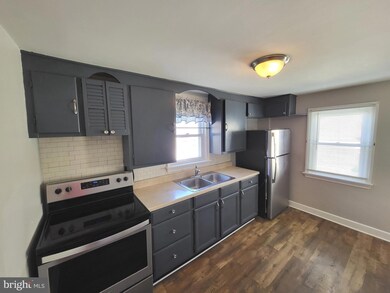 1517 Walnut St, Coatesville, PA 19320 - photo 2