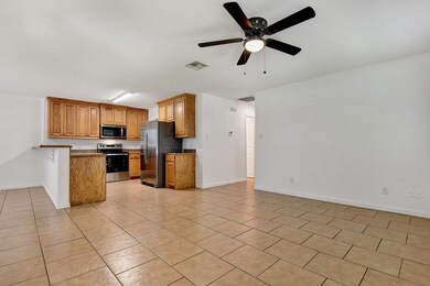 1110 N Main St, Bonham, TX 75418 - photo 6