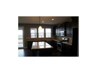 Light & Bright Kitchen!