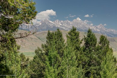 1040 Upper Cache Creek LoRes-9