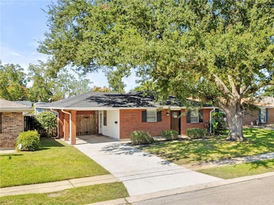 804 Sophia St, New Orleans, LA 70123 - photo 2