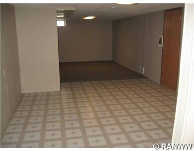 3136 Terry Ln, Eau Claire, WI 54703 - photo 5