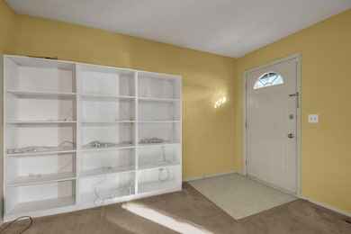 6-web-or-mls-1607-mcnaughten-rd