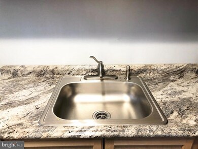 724 Mount Holly St, Baltimore, MD 21229 - photo 4