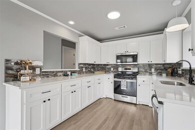 1211 Castle Creek St, Shawnee, OK 74804 - photo 7