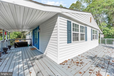 9235 Pardoe Rd, Lusby, MD 20657 - photo 4