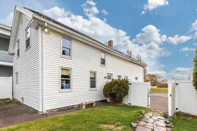 42 Hanson St, Salem, MA 01970 - photo 3