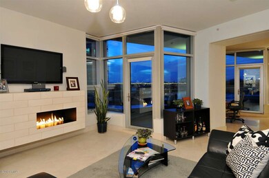 002_Great Room Fireplace