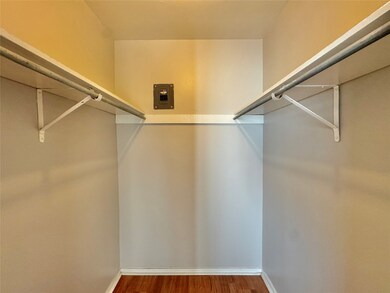 1005 W Hickory St unit W9, Denton, TX 76201 - photo 3