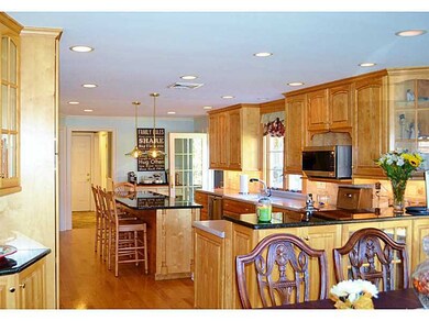 Kitchen. Hiigh end finishes and high end appliance