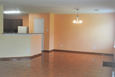 Dining/Breakfast room and breakfast bar