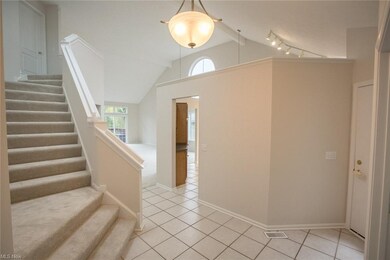 959 Grand View Ln, Aurora, OH 44202 - photo 2