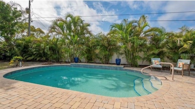 2904 Homasassa Rd, Sarasota, FL 34239 - photo 7