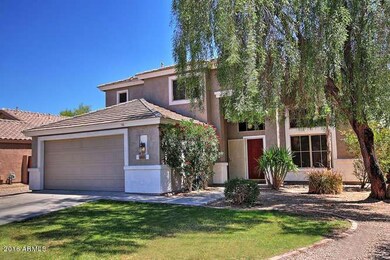 2413 E Torrey Pines Ln-small-002-12-Side