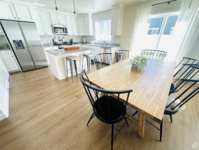 2051 W Lydia Ln, Syracuse, UT 84075 - photo 6