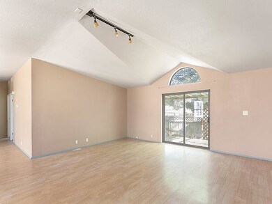 431-460457-Living Room
