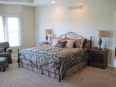 MASTER BEDROOM SUITE