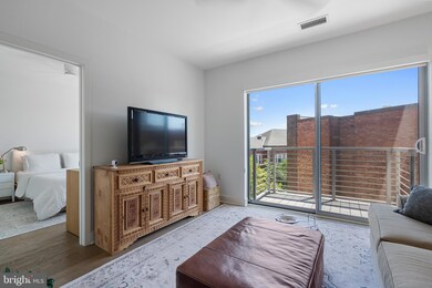 Ontario 17 unit 401, Washington, DC 20009 - photo 5