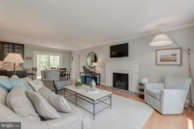 9104 Courtley Ct, Fairfax, VA 22031 - photo 3