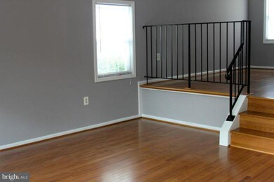 6042 Selwood Place, Springfield, VA 22152 - photo 3