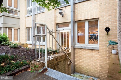 2363 Champlain St NW unit A, Washington, DC 20009 - photo 3