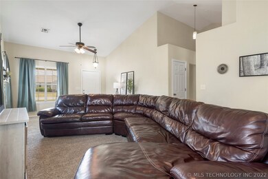 20241 E 42nd St S, Broken Arrow, OK 74014 - photo 6