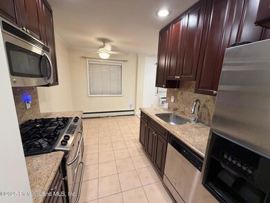 1304 Rockland Ave unit F1, Staten Island, NY 10314 - photo 4