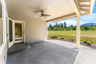 223 Twisted Pines Dr, Grants Pass, OR 97527 - photo 3