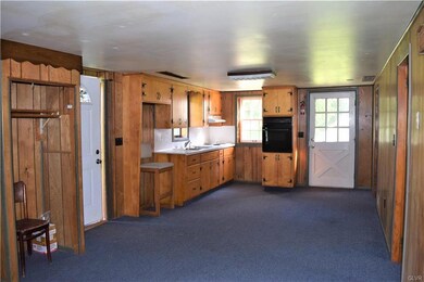 2343 Benders Dr, Bath, PA 18014 - photo 2