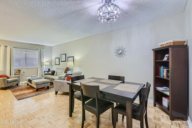 13808 N Newcastle Dr, Sun City, AZ 85351 - photo 3