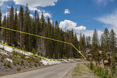 LotChairliftLines
