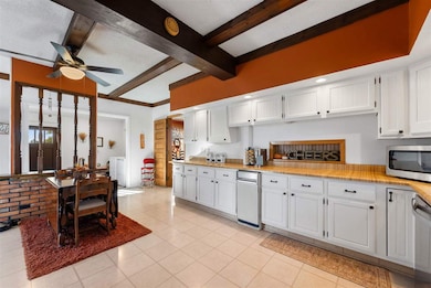 208 S Main St, Olds, IA 52647 - photo 4