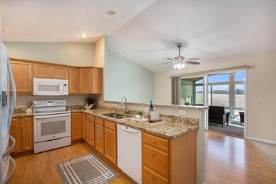 Open Kitchen/Dining