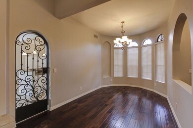 007_Formal Dining Room