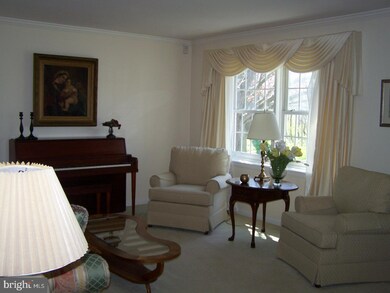 2504 Reedy Rd, Reading, PA 19609 - photo 6