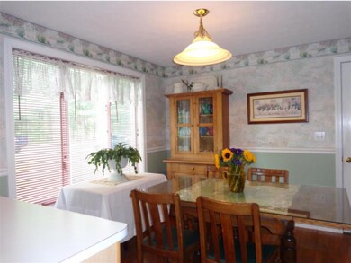 54 Dorchester Way unit U128, Nashua, NH 03064 - photo 3