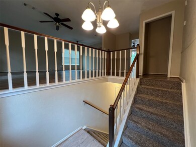 504 E Castle Harbour Dr, Friendswood, TX 77546 - photo 3