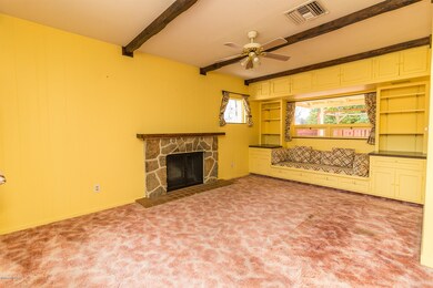 Greatroom with custom built-in seating