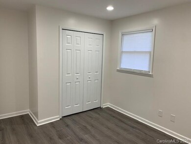 417 Melody Ln unit B, Shelby, NC 28152 - photo 6