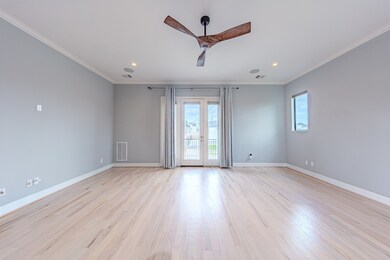 Another view of the open plan living room - Spacio