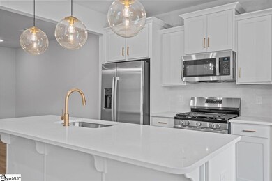 407 W Parima Ct, Spartanburg, SC 29301 - photo 6