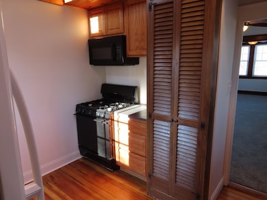 22-24 Stubb St unit 2, Franklin, MA 02038 - photo 6