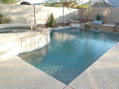 Gorgeous private pool- Negative edge